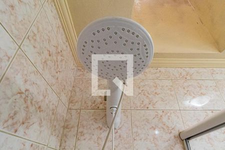 Casa à venda com 150m², 3 quartos e 1 vaga Casa à venda com 150m², 3 quartos e 1 vagaBanheiro social