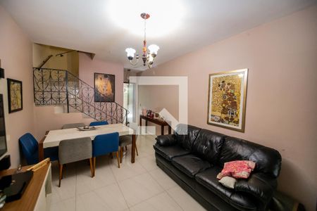Sala de casa à venda com 3 quartos, 150m² em Jardim Ester, São Paulo