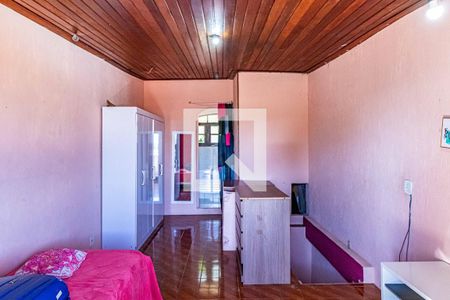 Casa à venda com 150m², 3 quartos e 1 vaga Casa à venda com 150m², 3 quartos e 1 vagaSuite