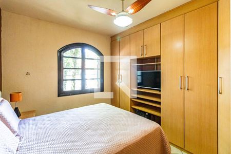 Quarto 01 de casa à venda com 3 quartos, 150m² em Jardim Ester, São Paulo