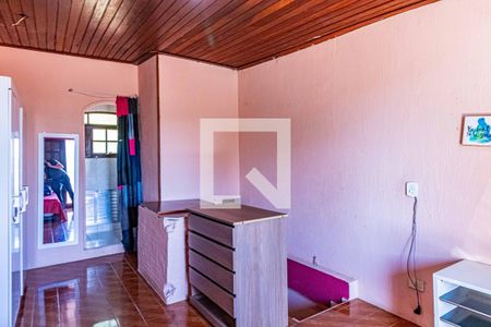 Casa à venda com 150m², 3 quartos e 1 vaga Casa à venda com 150m², 3 quartos e 1 vagaSuite