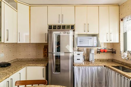 Casa à venda com 150m², 3 quartos e 1 vaga Casa à venda com 150m², 3 quartos e 1 vagaCozinha