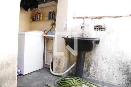 Casa à venda com 175m², 3 quartos e 1 vagaÁrea de Serviço