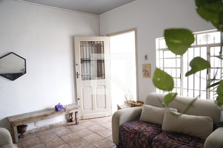 Sala de casa à venda com 3 quartos, 175m² em Vila Palmeiras, São Paulo