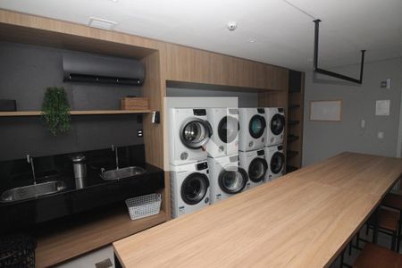 Apartamento à venda com 28m², 1 quarto e 1 vaga Apartamento à venda com 28m², 1 quarto e 1 vagaLavanderia