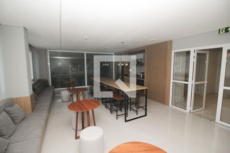 Apartamento à venda com 28m², 1 quarto e 1 vaga Apartamento à venda com 28m², 1 quarto e 1 vagaÁrea comum - Salão de festas