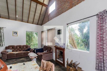 Sala de casa para alugar com 4 quartos, 300m² em Sabaúna, Mogi das Cruzes