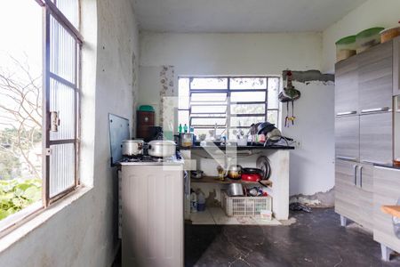 Casa para alugar com 300m², 4 quartos e 5 vagas Casa para alugar com 300m², 4 quartos e 5 vagasCozinha