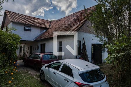 Casa para alugar com 300m², 4 quartos e 5 vagas Casa para alugar com 300m², 4 quartos e 5 vagasQuintal