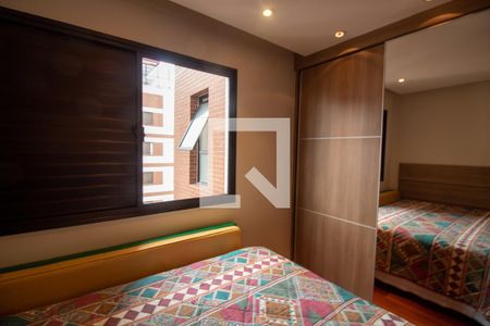 Apartamento à venda com 210m², 3 quartos e 4 vagas Apartamento à venda com 210m², 3 quartos e 4 vagasSuíte 2