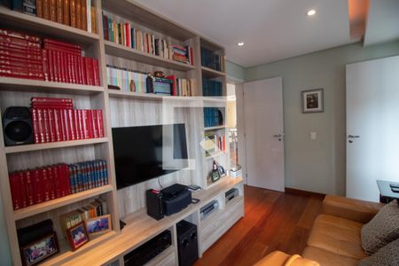 Apartamento à venda com 210m², 3 quartos e 4 vagas Apartamento à venda com 210m², 3 quartos e 4 vagasSala Intima