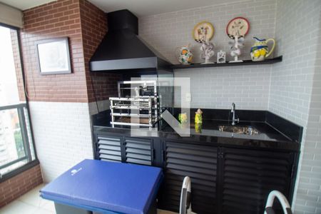 Apartamento à venda com 210m², 3 quartos e 4 vagas Apartamento à venda com 210m², 3 quartos e 4 vagasChurrasqueira