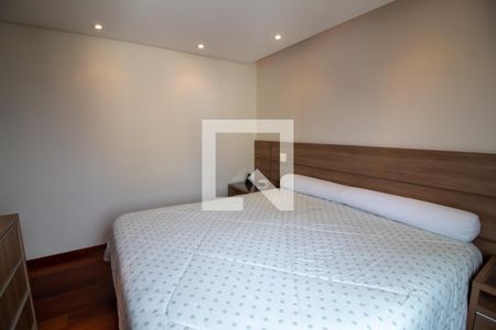 Apartamento à venda com 210m², 3 quartos e 4 vagas Apartamento à venda com 210m², 3 quartos e 4 vagasSuite 3 - Master