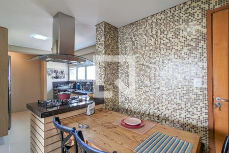 Apartamento à venda com 137m², 3 quartos e 2 vagasCozinha