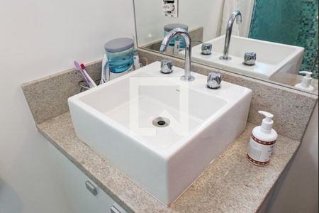 Apartamento à venda com 137m², 3 quartos e 2 vagasBanheiro da suíte 3