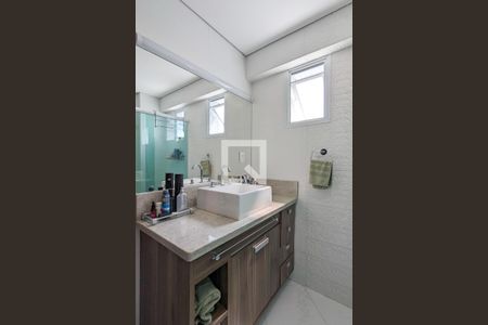 Apartamento à venda com 137m², 3 quartos e 2 vagasBanheiro da suíte 1