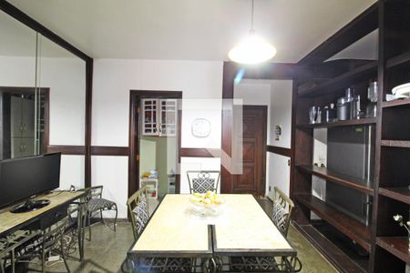 Casa para alugar com 1200m², 5 quartos e 3 vagasCopa e Cozinha