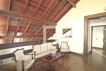 Casa para alugar com 1200m², 5 quartos e 3 vagasSala superior