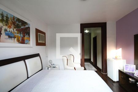 Casa para alugar com 1200m², 5 quartos e 3 vagasQuarto 3 (suíte)