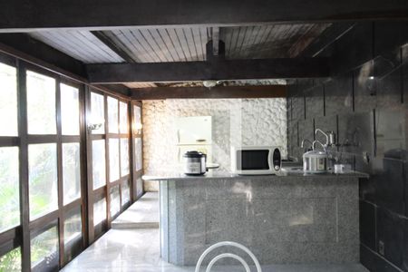 Casa para alugar com 1200m², 5 quartos e 3 vagasÁrea Comum - Salão de festas