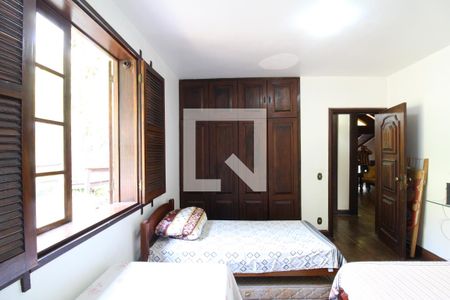 Casa para alugar com 1200m², 5 quartos e 3 vagasQuarto 2