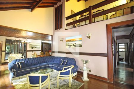 Sala de estar de casa para alugar com 5 quartos, 1200m² em Freguesia de Jacarepaguá, Rio de Janeiro