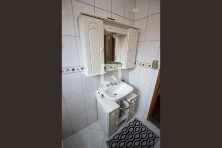 Casa à venda com 166m², 3 quartos e 4 vagas Casa à venda com 166m², 3 quartos e 4 vagasBanheiro Quarto 1