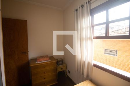 Casa à venda com 166m², 3 quartos e 4 vagas Casa à venda com 166m², 3 quartos e 4 vagasQuarto 3