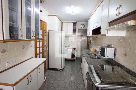 Apartamento para alugar com 252m², 3 quartos e 3 vagas Apartamento para alugar com 252m², 3 quartos e 3 vagasCozinha