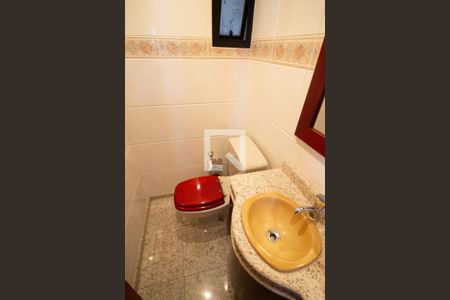 Apartamento para alugar com 252m², 3 quartos e 3 vagas Apartamento para alugar com 252m², 3 quartos e 3 vagasLavabo