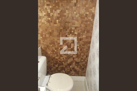 Casa à venda com 200m², 3 quartos e 2 vagasLavabo 
