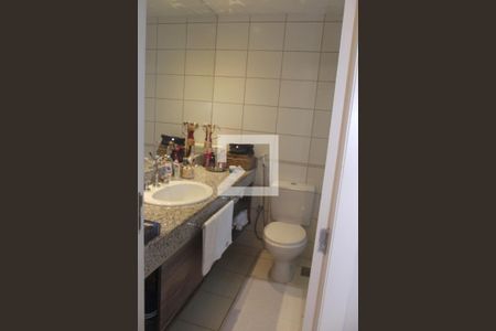 Casa à venda com 200m², 3 quartos e 2 vagasSuíte 3