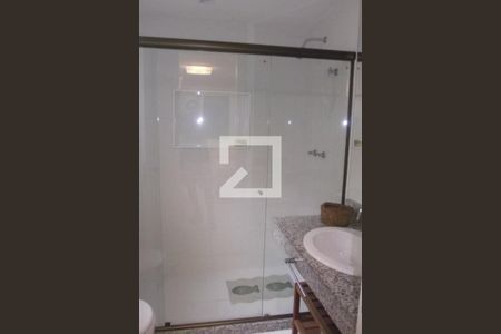 Casa à venda com 200m², 3 quartos e 2 vagasSuíte 2