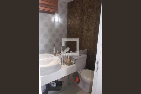 Casa à venda com 200m², 3 quartos e 2 vagasLavabo 