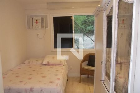 Casa à venda com 200m², 3 quartos e 2 vagasSuíte 2