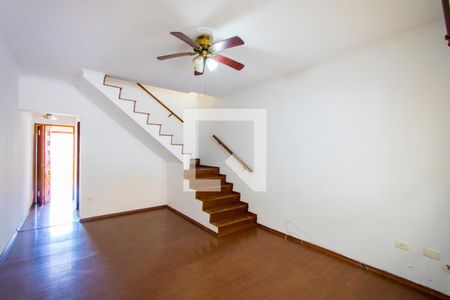Sala de casa à venda com 3 quartos, 179m² em Vila Scarpelli, Santo André