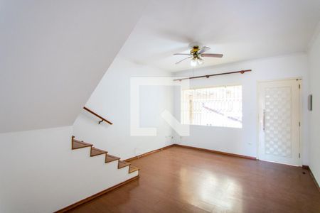 Sala de casa à venda com 3 quartos, 179m² em Vila Scarpelli, Santo André