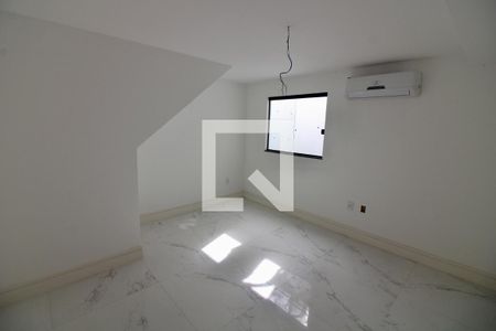 Casa à venda com 270m², 4 quartos e 2 vagasQuarto 2