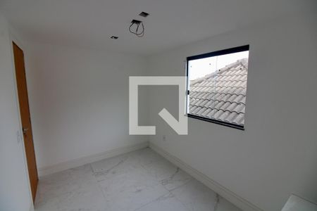 Casa à venda com 270m², 4 quartos e 2 vagasQuarto 3