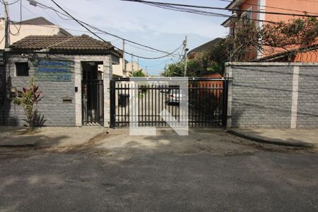 Casa à venda com 270m², 4 quartos e 2 vagasFachada do Condomínio