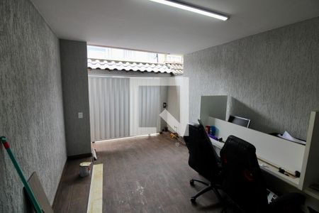 Casa à venda com 270m², 4 quartos e 2 vagasGaragem