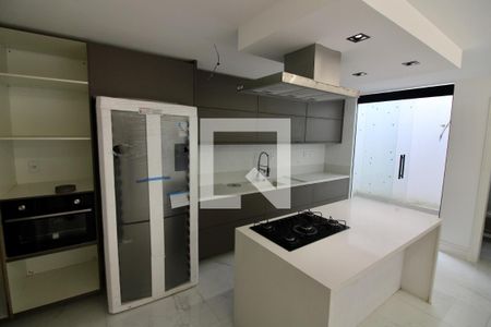 Casa à venda com 270m², 4 quartos e 2 vagasCozinha