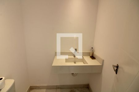 Casa à venda com 270m², 4 quartos e 2 vagasLavabo