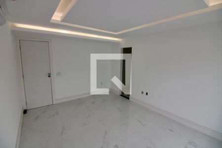 Casa à venda com 270m², 4 quartos e 2 vagasSuite 1