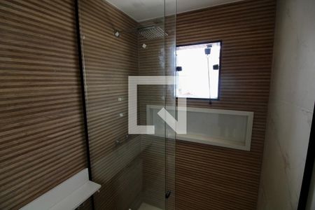 Casa à venda com 270m², 4 quartos e 2 vagasBanheiro da Suíte