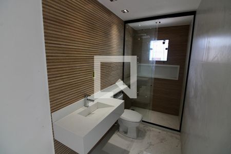 Casa à venda com 270m², 4 quartos e 2 vagasBanheiro da Suíte