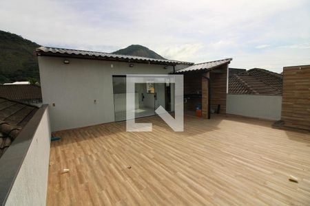Casa à venda com 270m², 4 quartos e 2 vagasTerraço