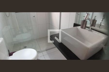 Casa à venda com 250m², 3 quartos e 4 vagas