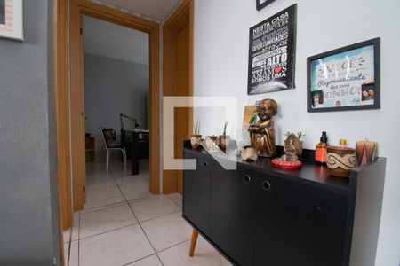 corredor de apartamento para alugar com 2 quartos, 63m² em Vila Nova, Novo Hamburgo