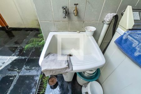 Casa à venda com 150m², 2 quartos e 1 vagaÁrea de Serviço